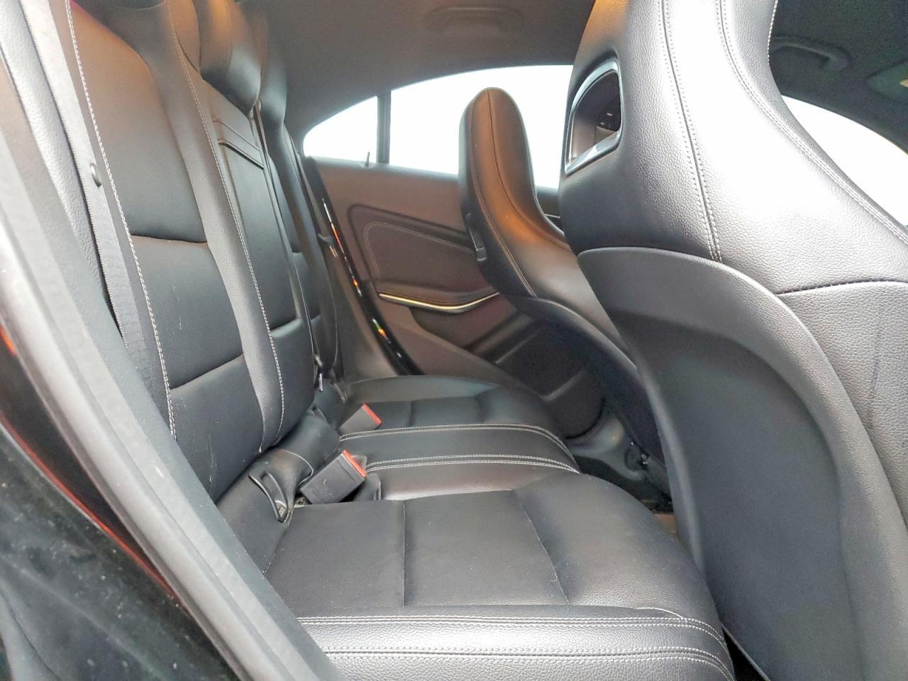 2016 Mercedes-Benz Cla 250 - zdjęcie 10