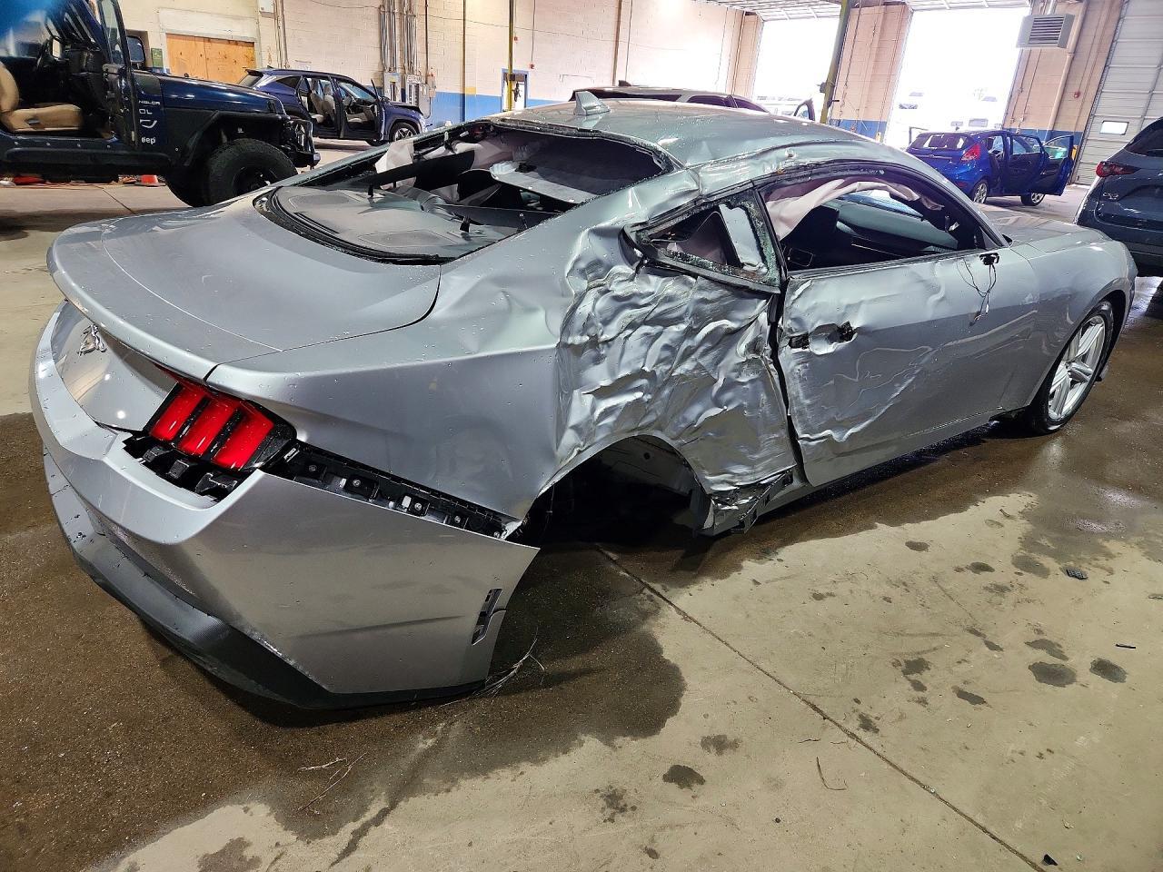2026 Ford Mustang - zdjęcie 3