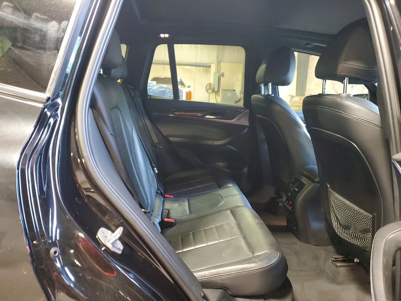 2018 BMW X3 xDrive30I - zdjęcie 11