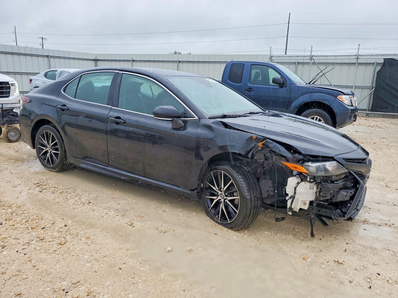 2022 Toyota Camry Se - zdjęcie 4