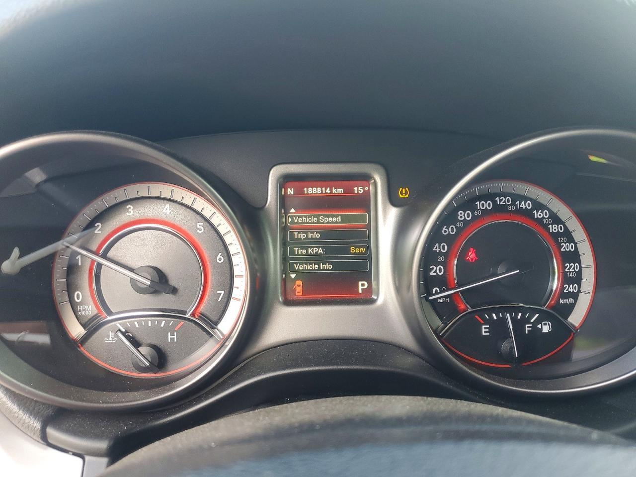 2017 Dodge Journey Crossroad - zdjęcie 9