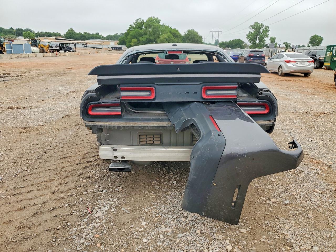 2022 Dodge Challenger R - zdjęcie 6