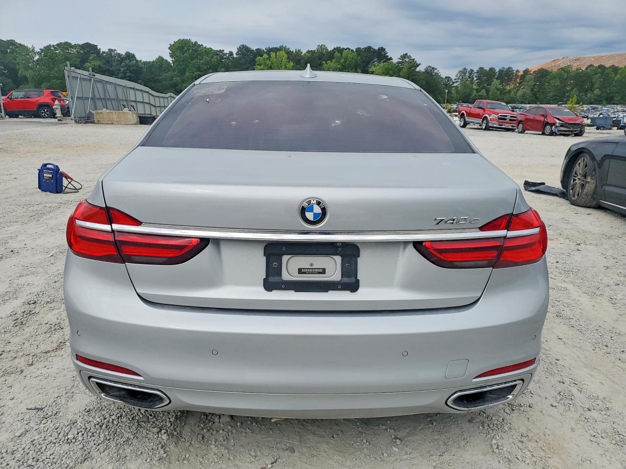 2018 BMW 740 Xe - zdjęcie 6