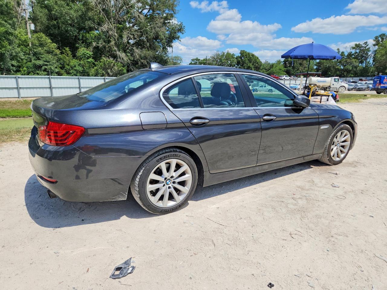 2015 BMW Seria 5 535i - zdjęcie 3