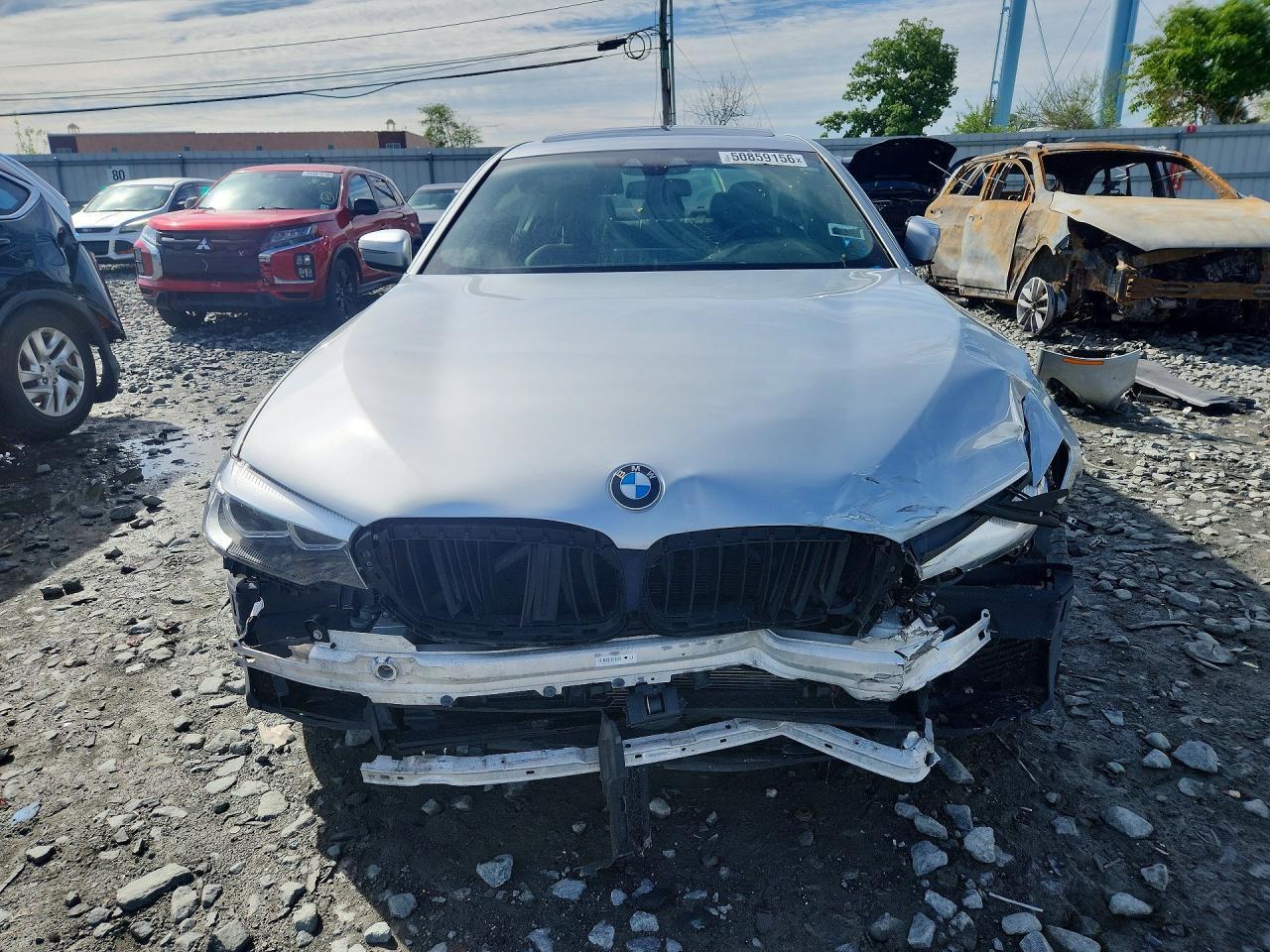 2020 BMW 530 Xi - zdjęcie 5