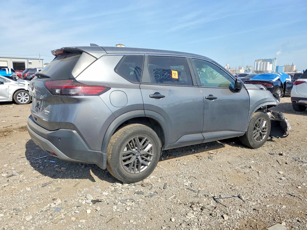 2023 Nissan Rogue S - zdjęcie 3