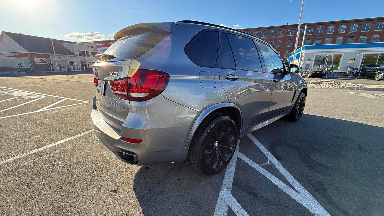 2017 BMW X5 xDrive35I - zdjęcie 4