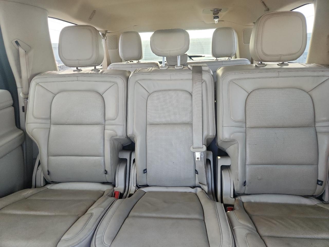 2018 Lincoln Navigator L Reserve - zdjęcie 10