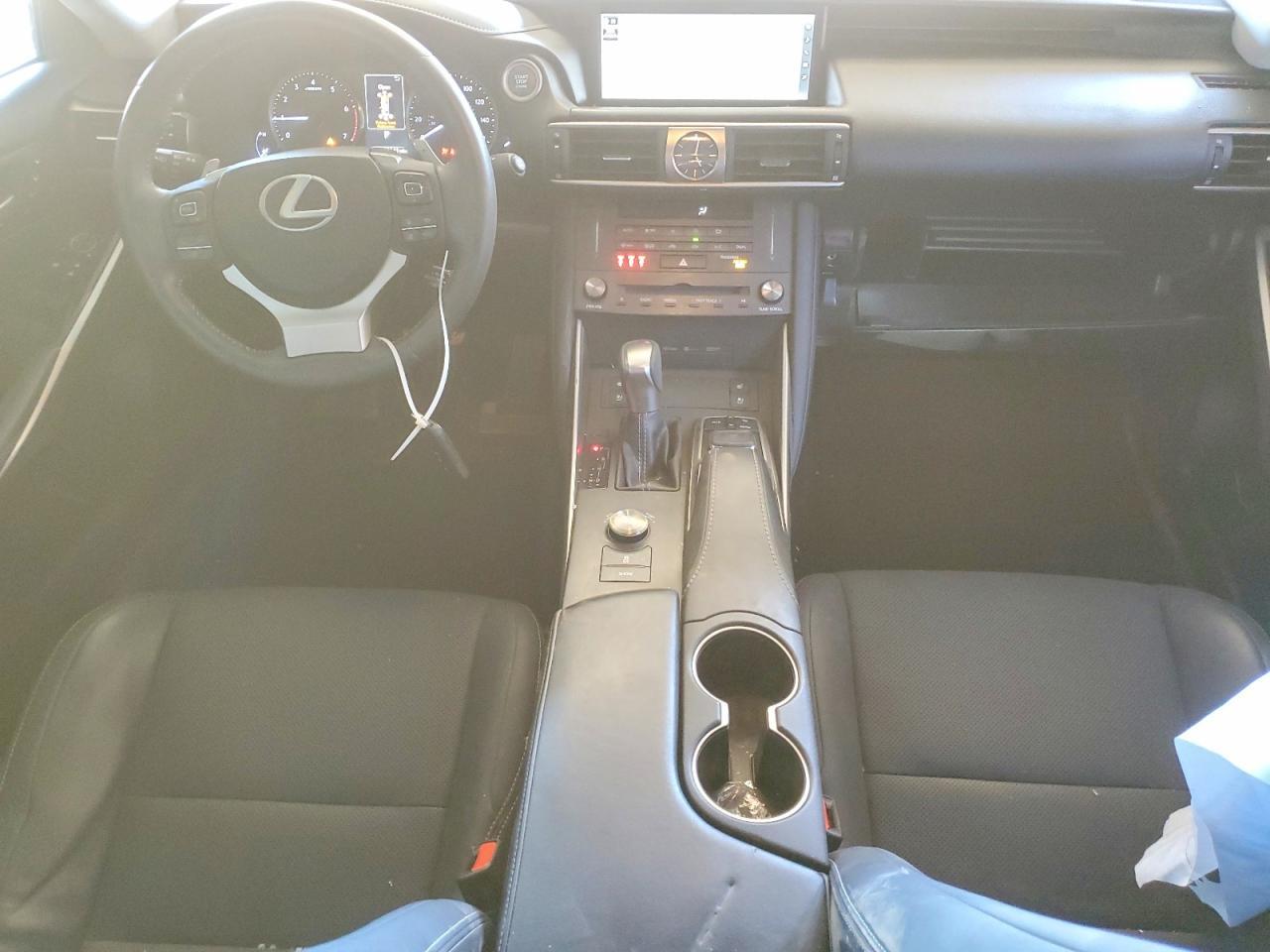 2019 Lexus Is - zdjęcie 8