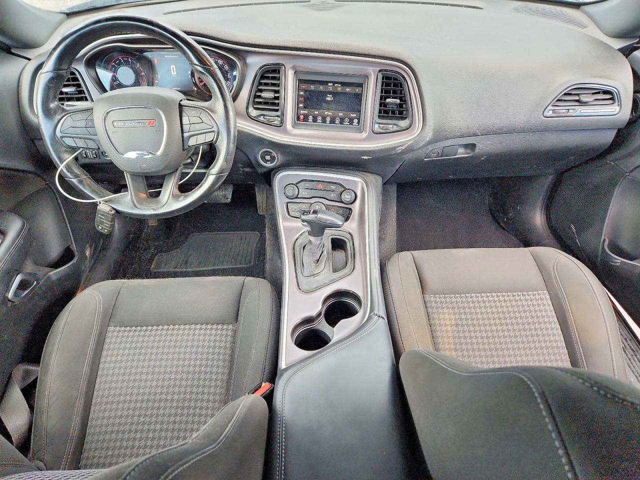 2019 Dodge Challenger Sxt - zdjęcie 8