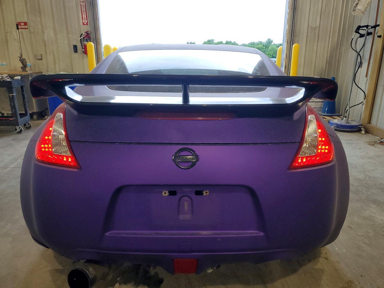 2017 Nissan 370Z Base - zdjęcie 6