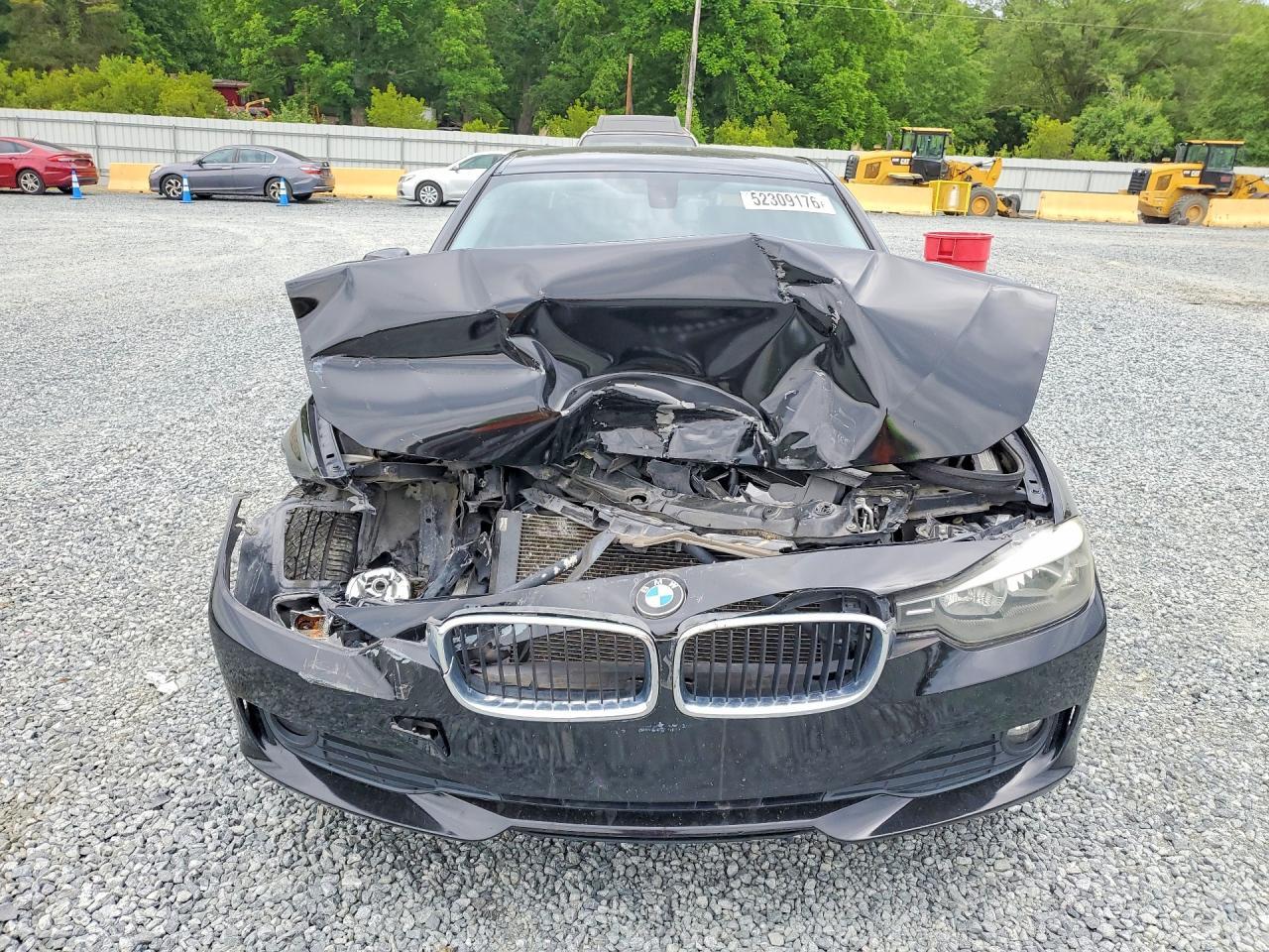 2015 BMW 320 I - zdjęcie 5
