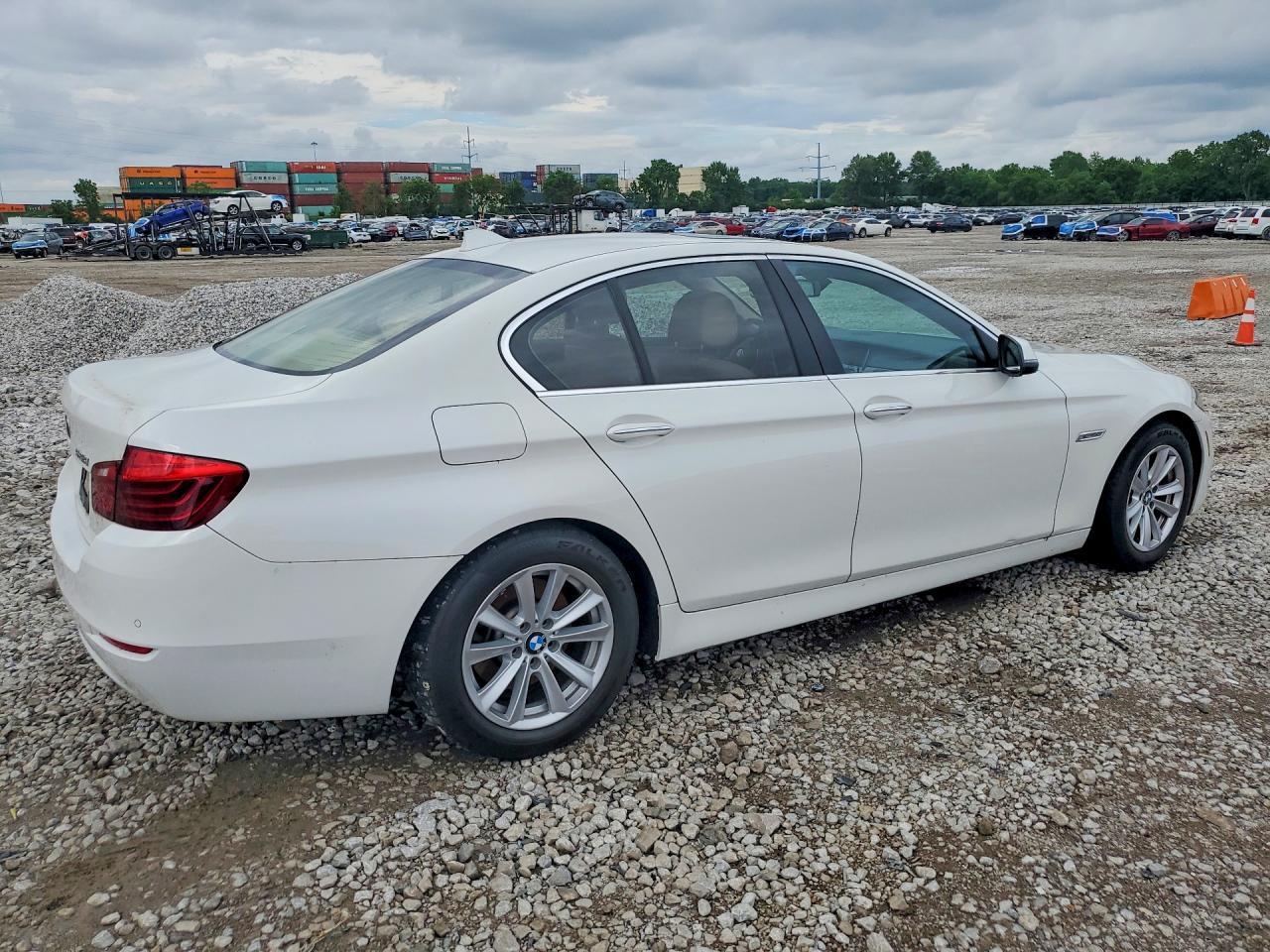 2015 BMW 528 Xi - zdjęcie 3
