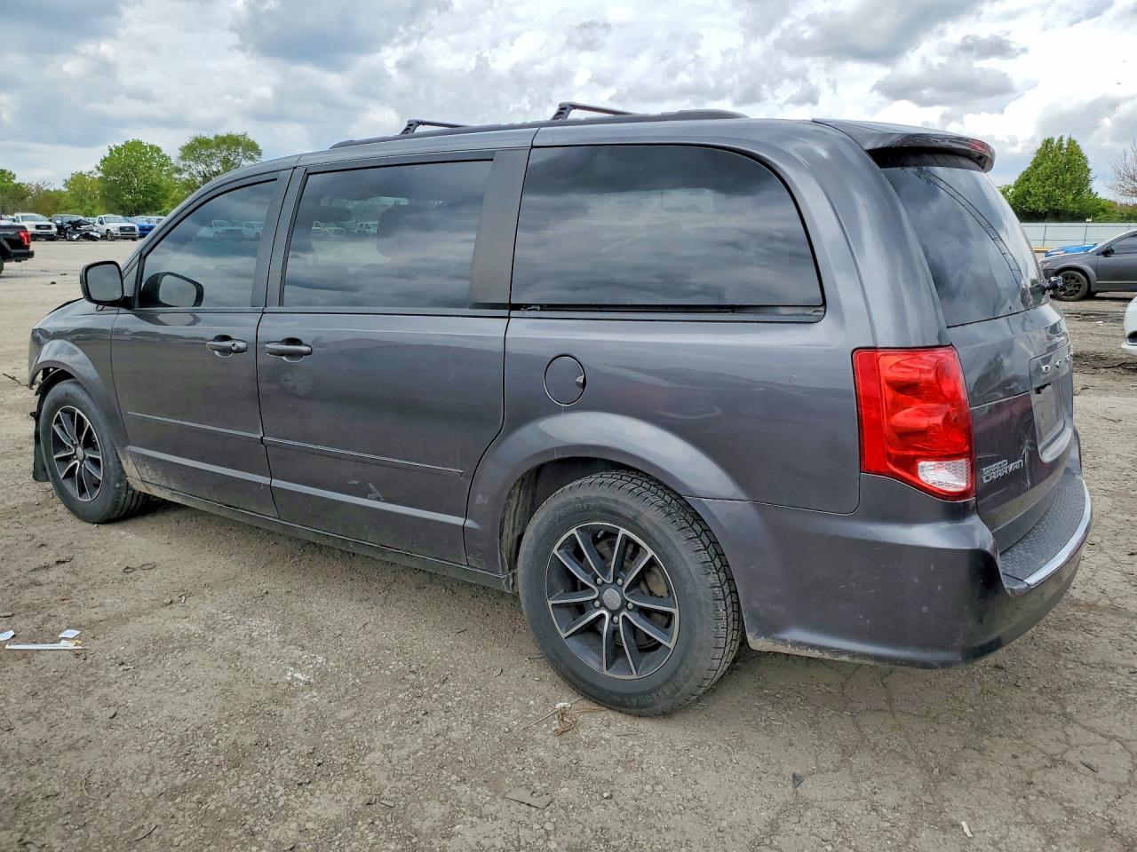 2017 Dodge Grand Caravan Gt - zdjęcie 2