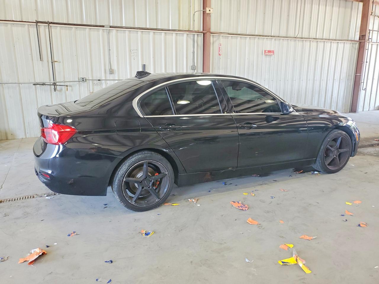 2018 BMW 330 - zdjęcie 3