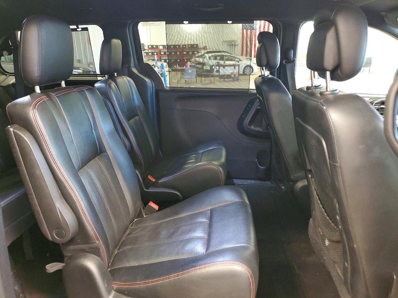 2017 Dodge Grand Caravan Gt - zdjęcie 11