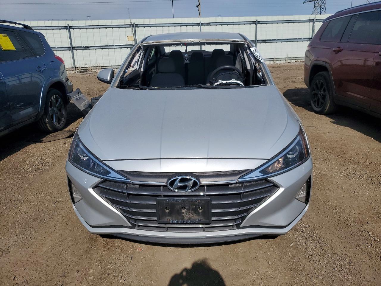 2019 Hyundai Elantra Sel - zdjęcie 5
