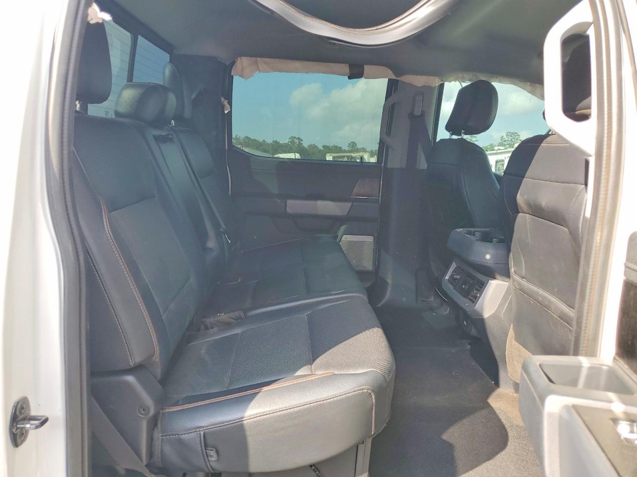 2023 Ford F350 Super Duty - zdjęcie 10