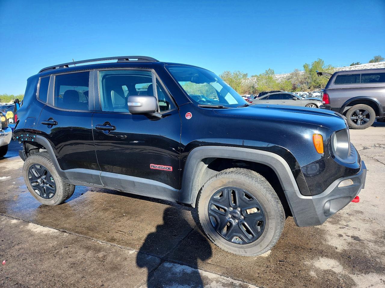 2018 Jeep Renegade Trailhawk - zdjęcie 4