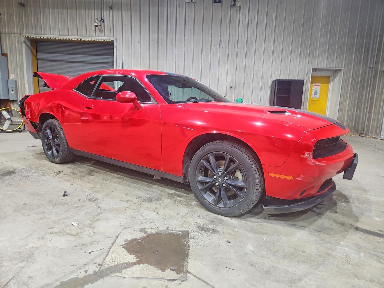 2021 Dodge Challenger Sxt - zdjęcie 4