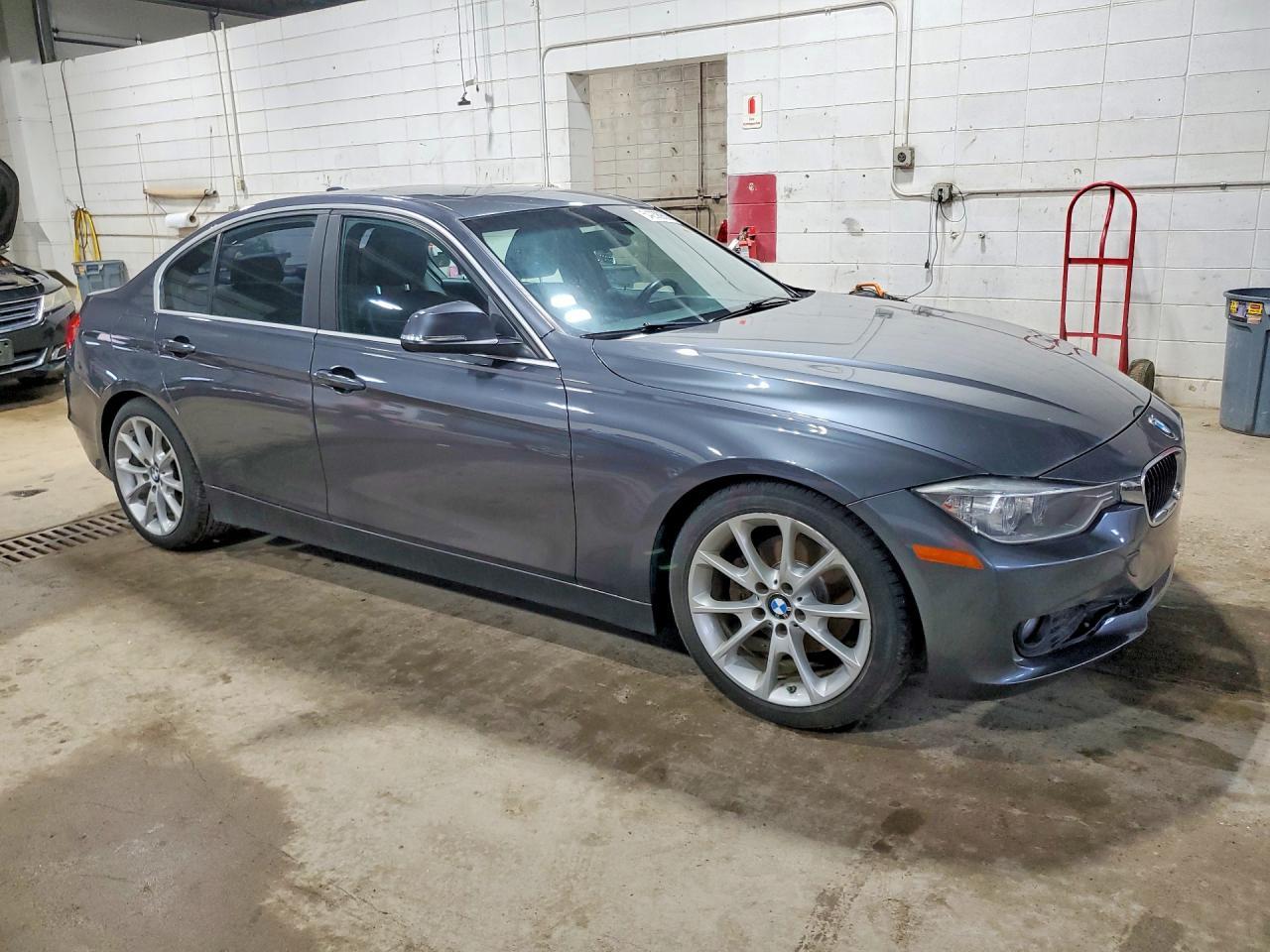 2015 BMW 320 I - zdjęcie 4