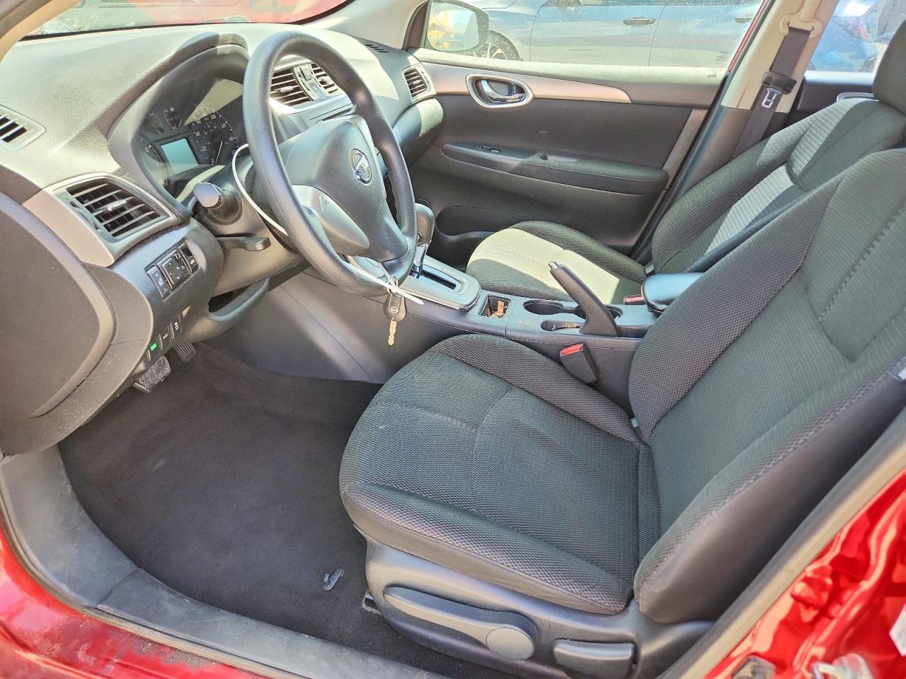 2013 Nissan Sentra S - zdjęcie 7
