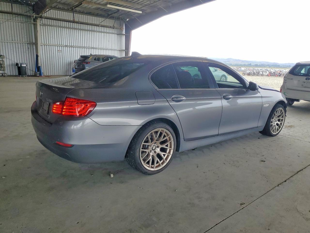 2016 BMW 528 I - zdjęcie 3