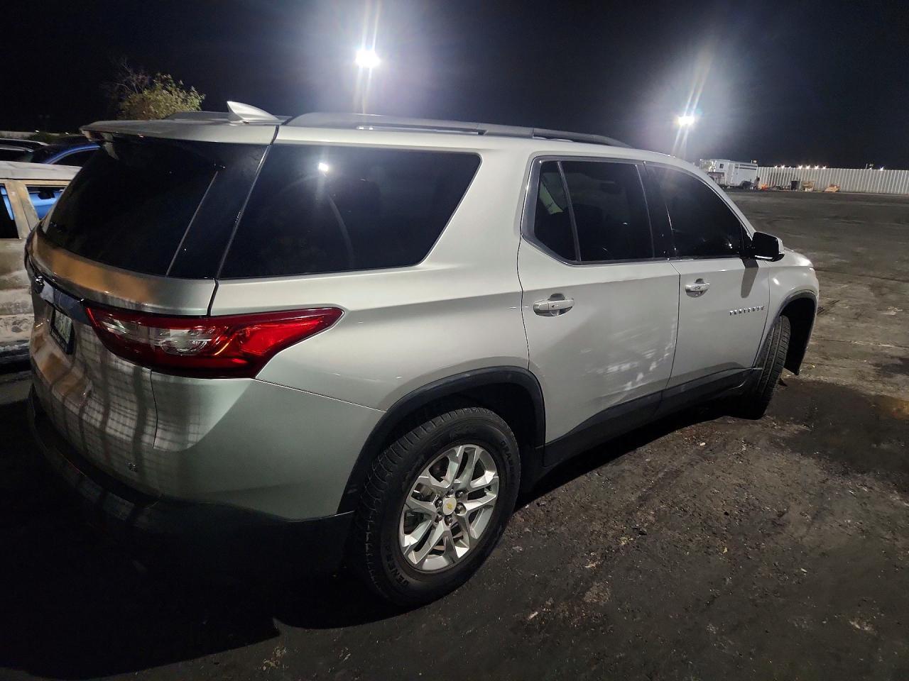 2019 Chevrolet Traverse Lt - zdjęcie 3