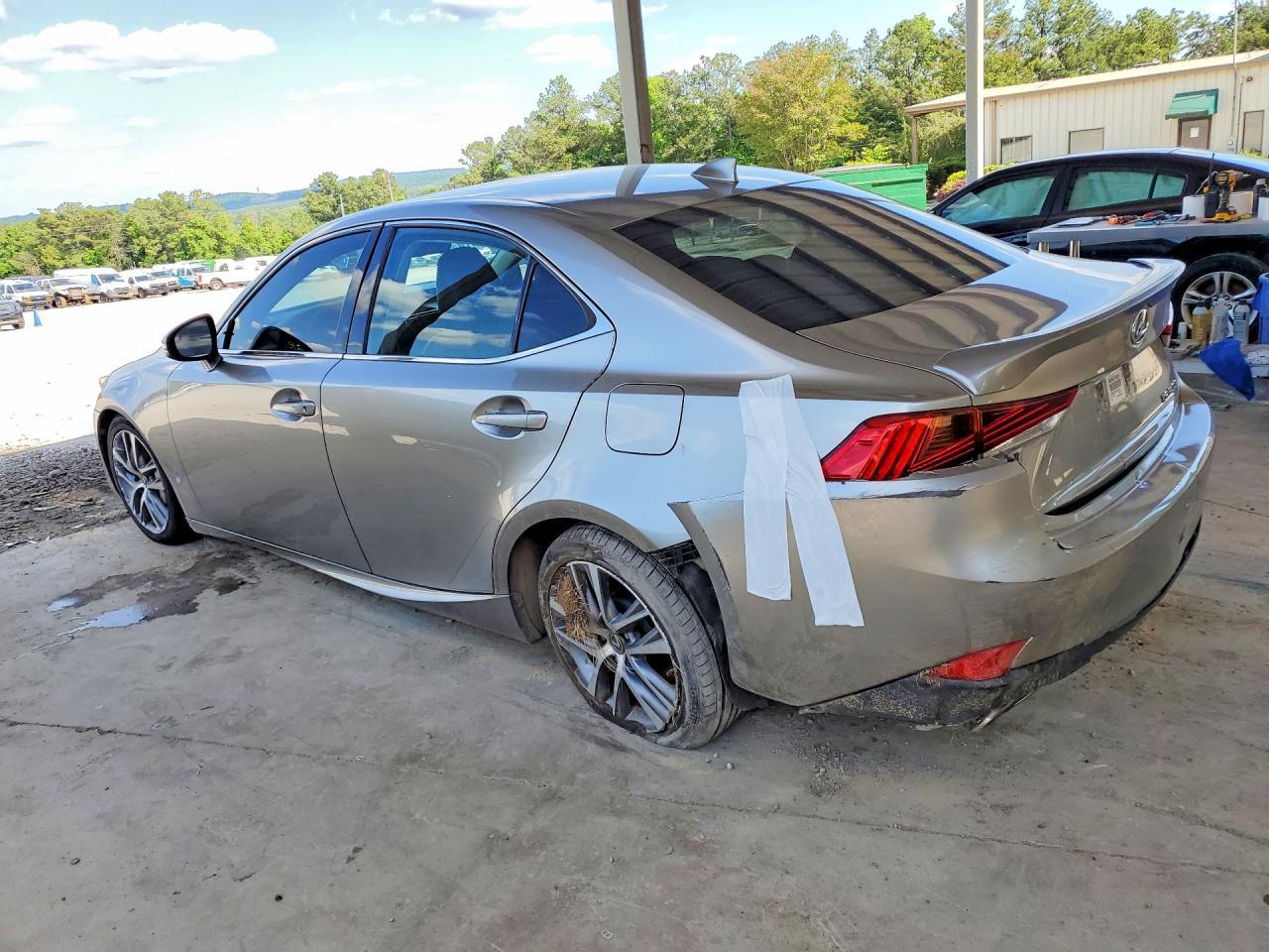 2018 Lexus Is 300 - zdjęcie 2