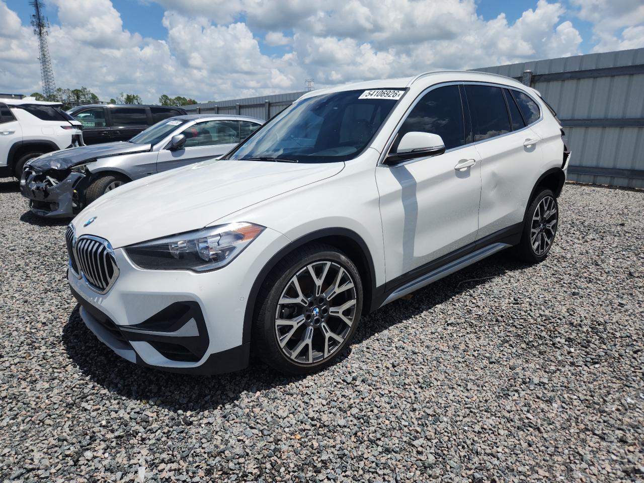 2021 BMW X1 Sdrive28I - zdjęcie główne