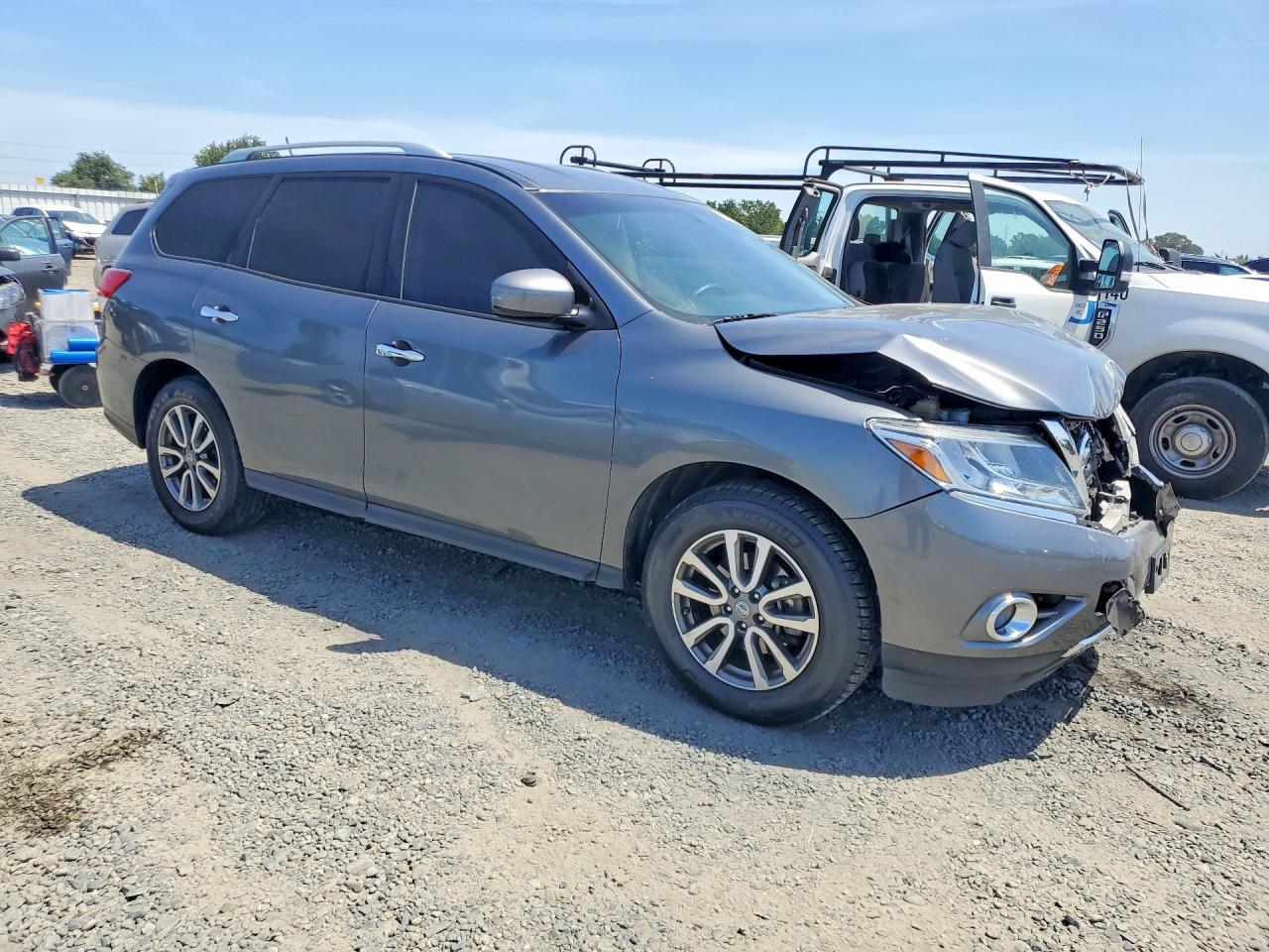 2015 Nissan Pathfinder S - zdjęcie 4