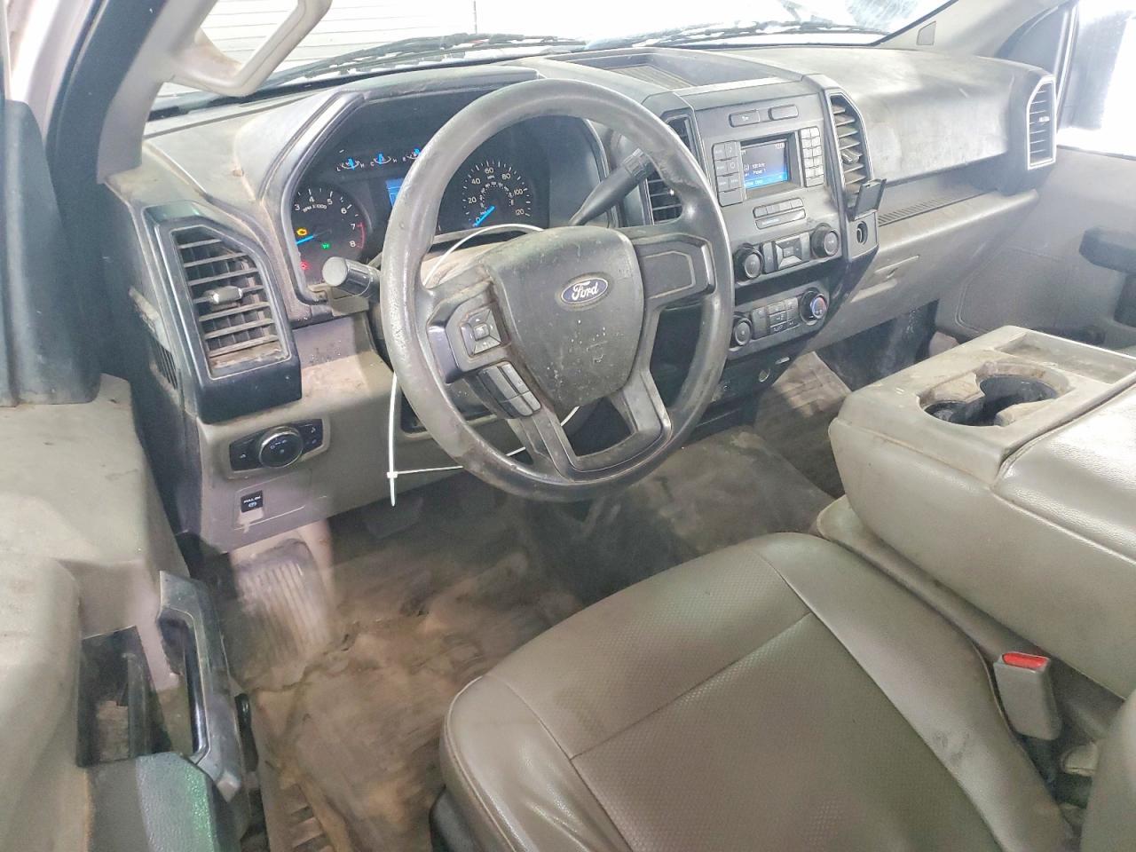 2015 Ford F150 - zdjęcie 8
