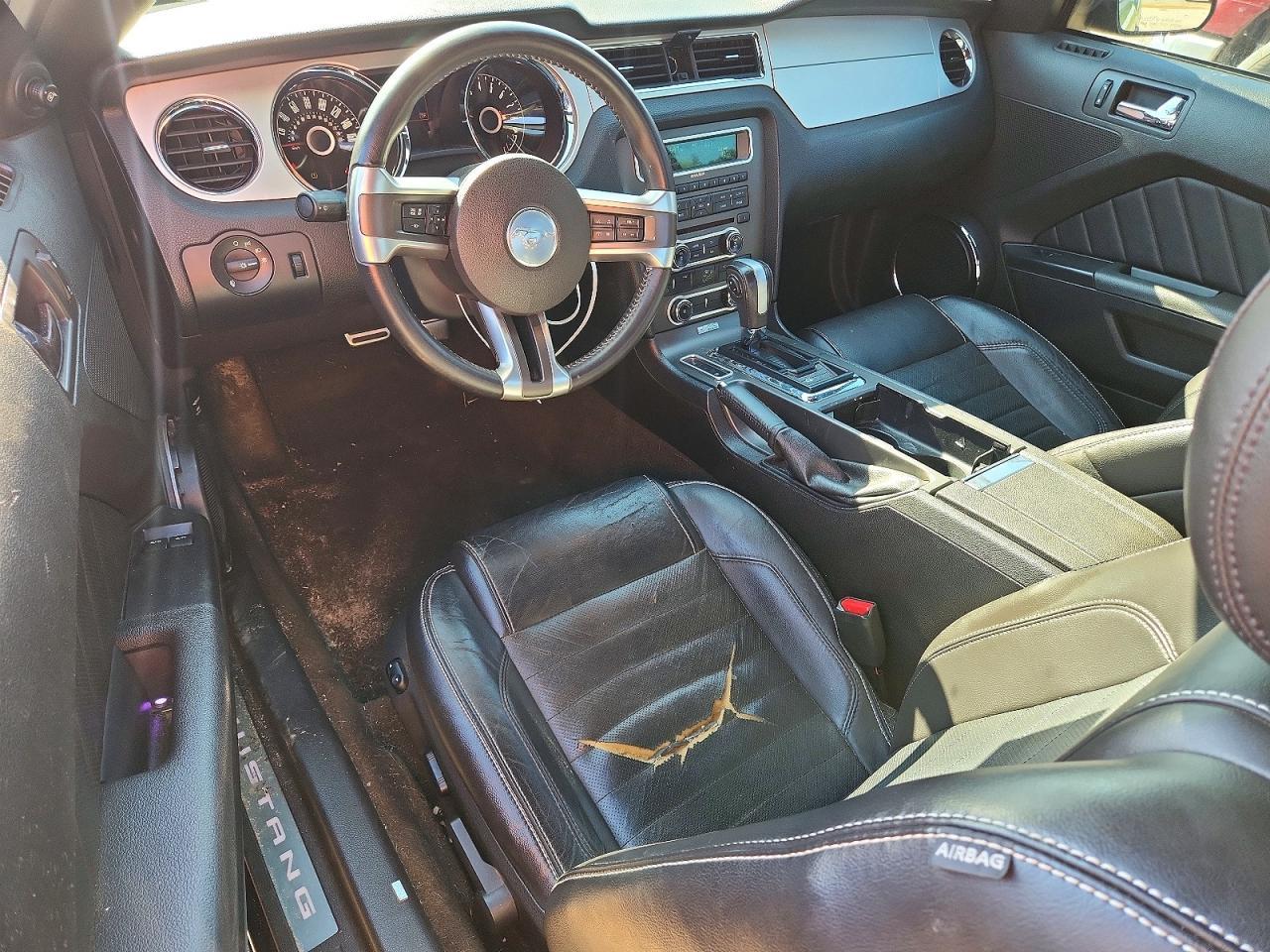 2014 Ford Mustang - zdjęcie 8