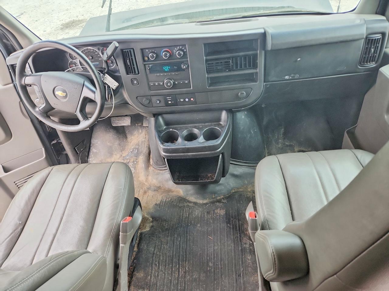 2014 Chevrolet Express G3500 Ls - zdjęcie 8