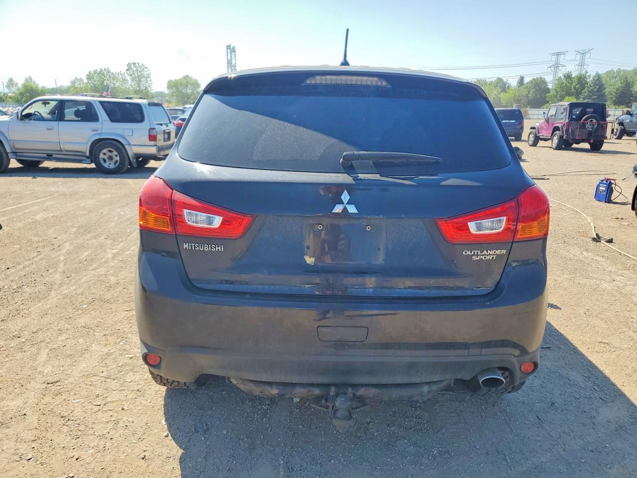 2014 Mitsubishi Outlander Sport Es - zdjęcie 6