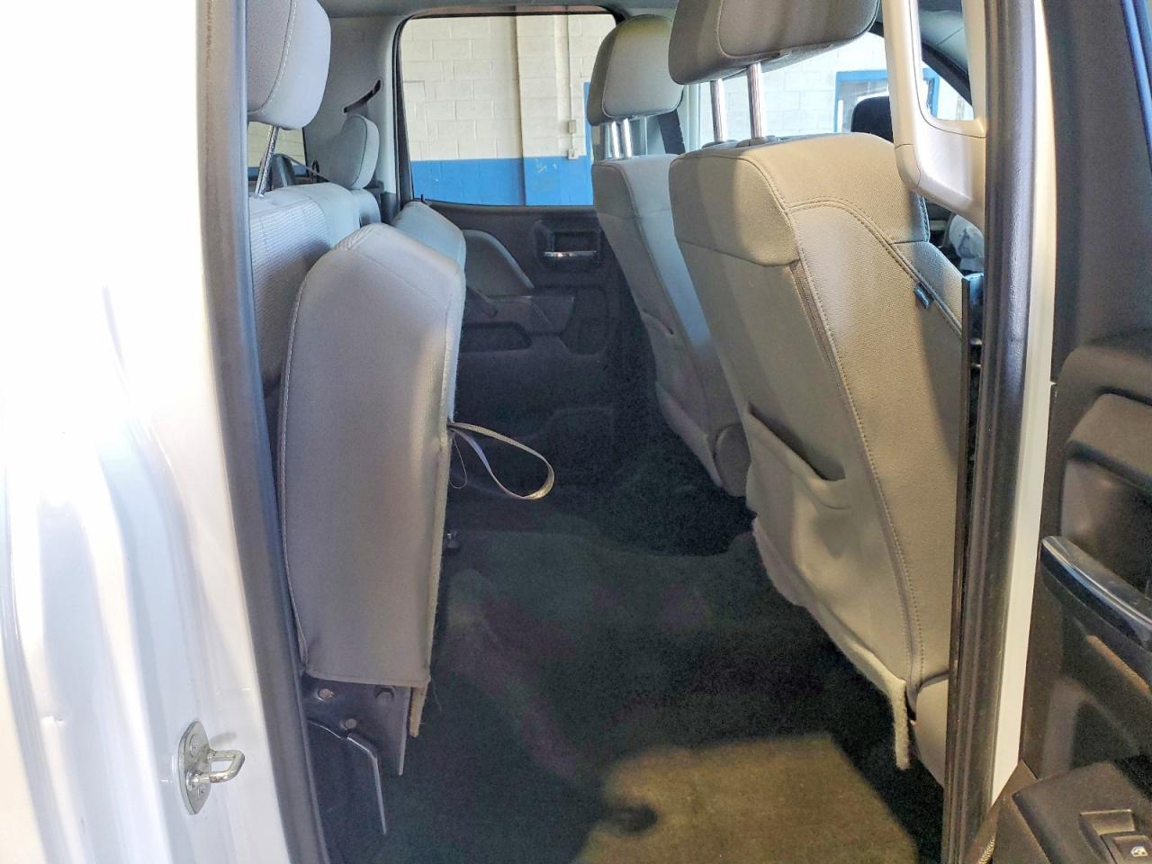2017 Chevrolet Silverado K1500 Custom - zdjęcie 10