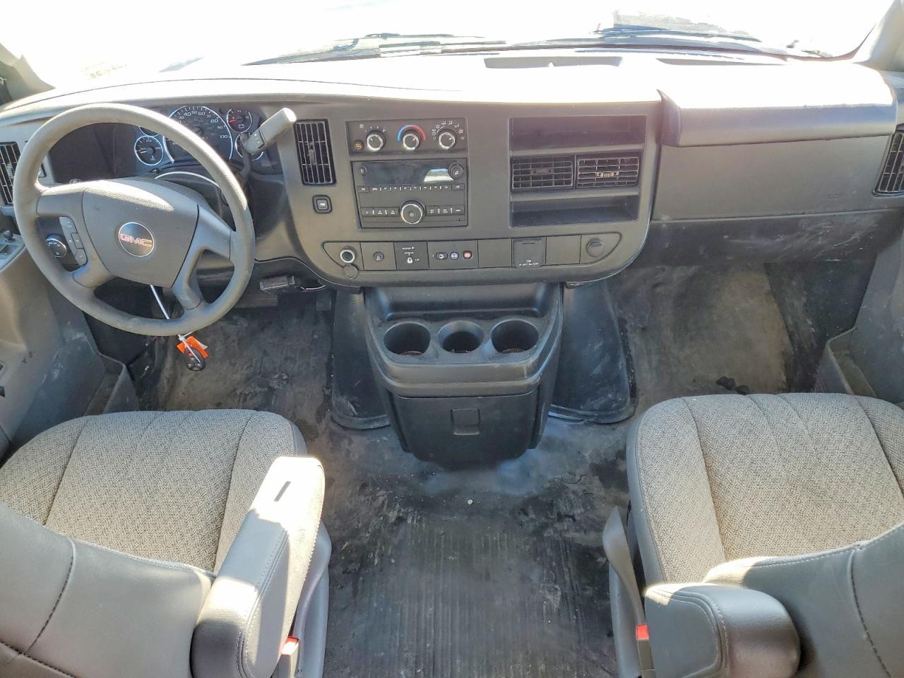 2025 GMC Savana G3500 - zdjęcie 8