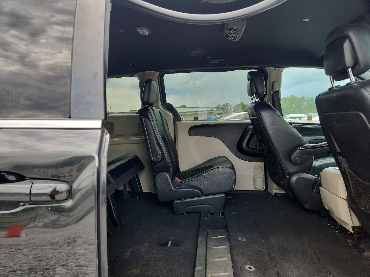 2018 Dodge Grand Caravan Sxt - zdjęcie 11