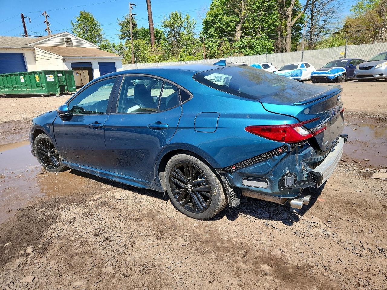 2025 Toyota Camry Se - zdjęcie 2