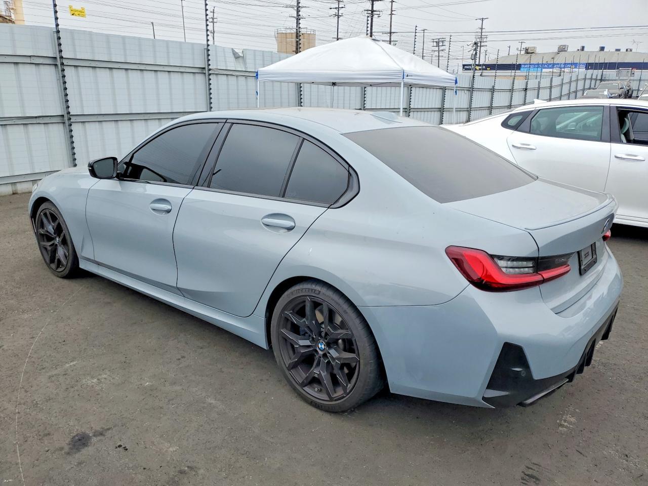 2025 BMW M340I - zdjęcie 2