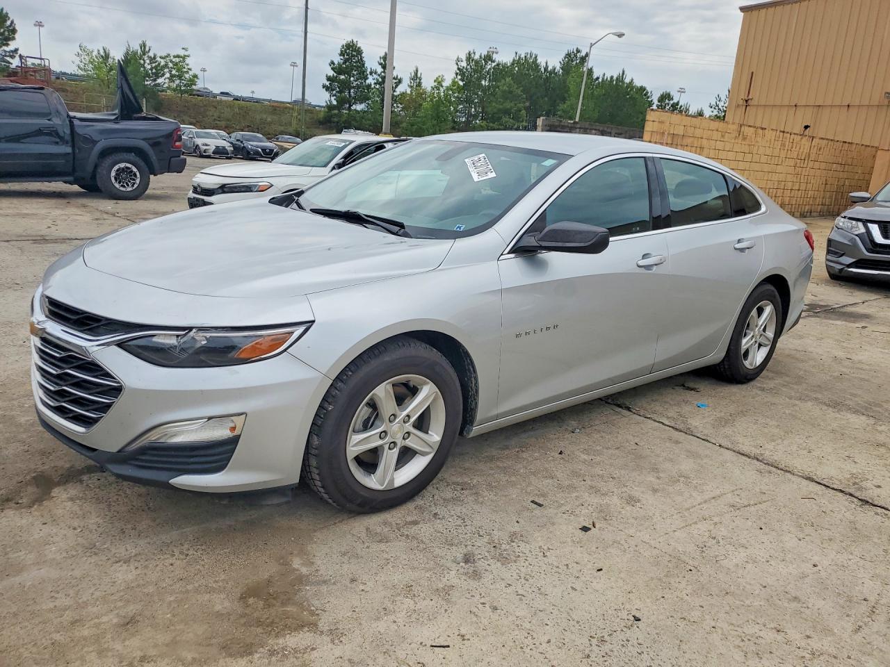 2020 Chevrolet Malibu Ls - zdjęcie główne