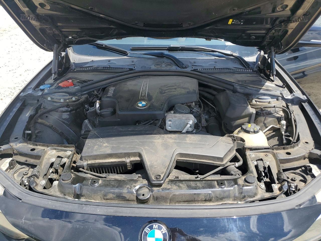 2017 BMW 320 I - zdjęcie 11