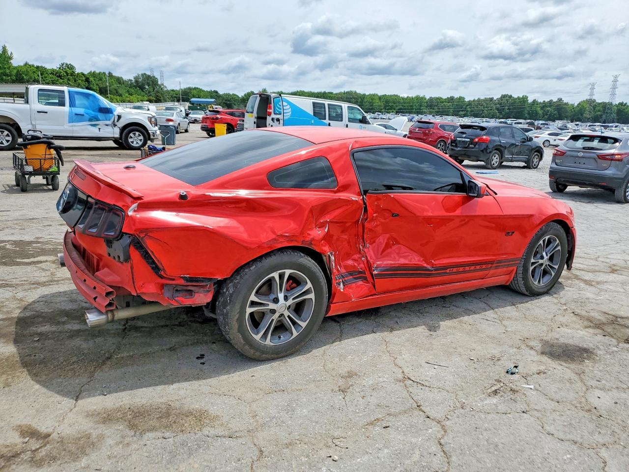 2014 Ford Mustang - zdjęcie 3