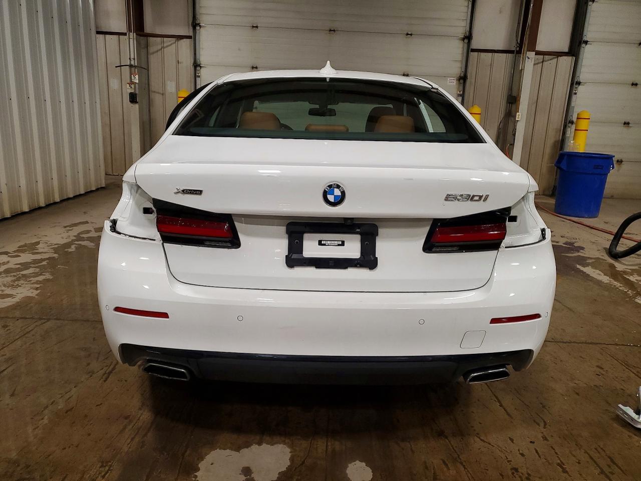 2022 BMW 530 Xi - zdjęcie 6