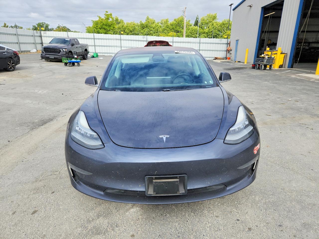 2018 Tesla Model 3 - zdjęcie 5