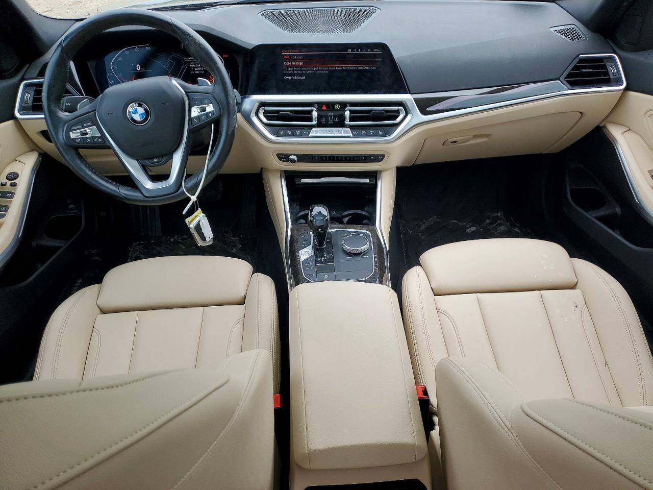 2020 BMW 330Xi - zdjęcie 8