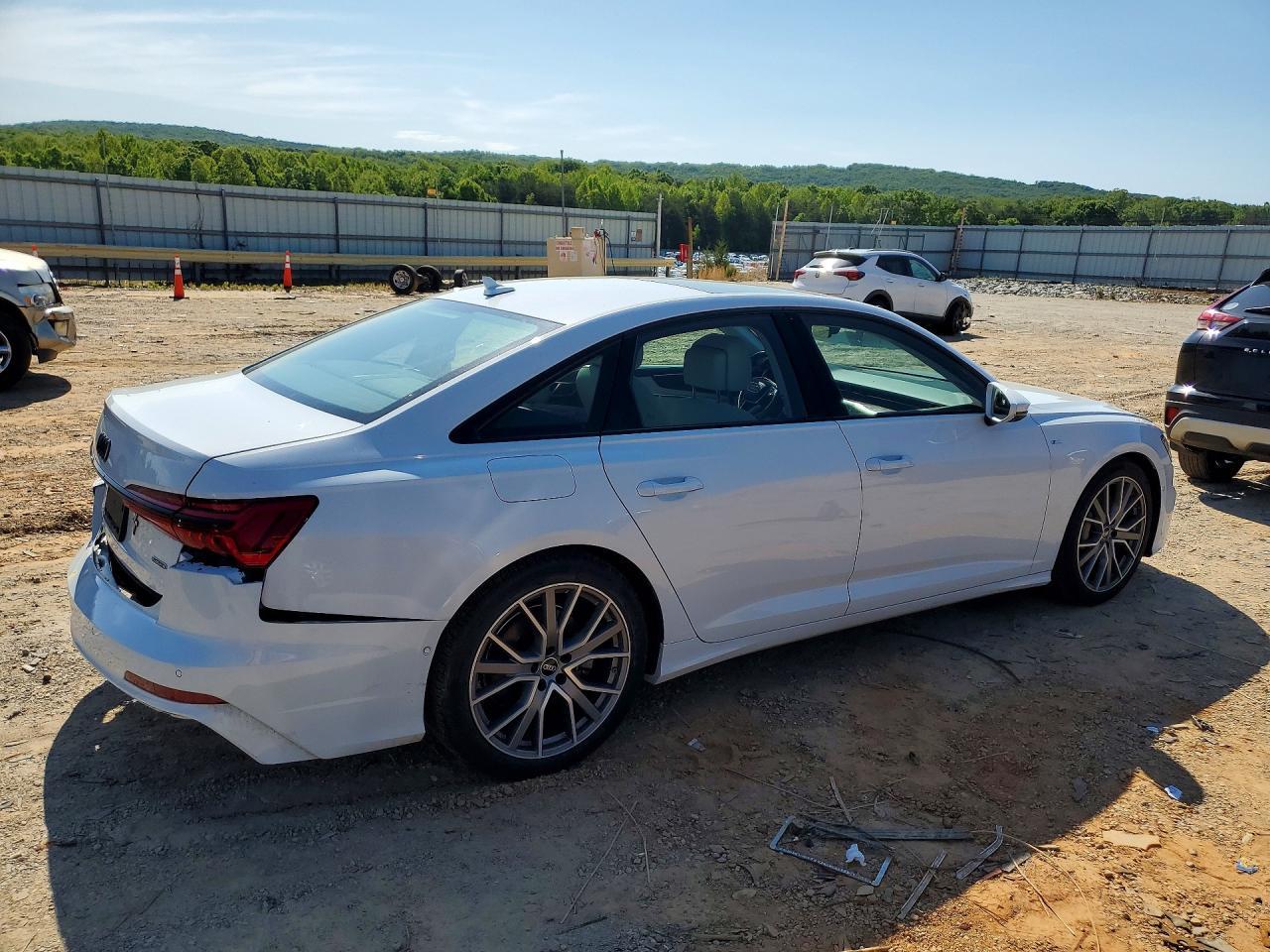 2022 Audi A6 - zdjęcie 3
