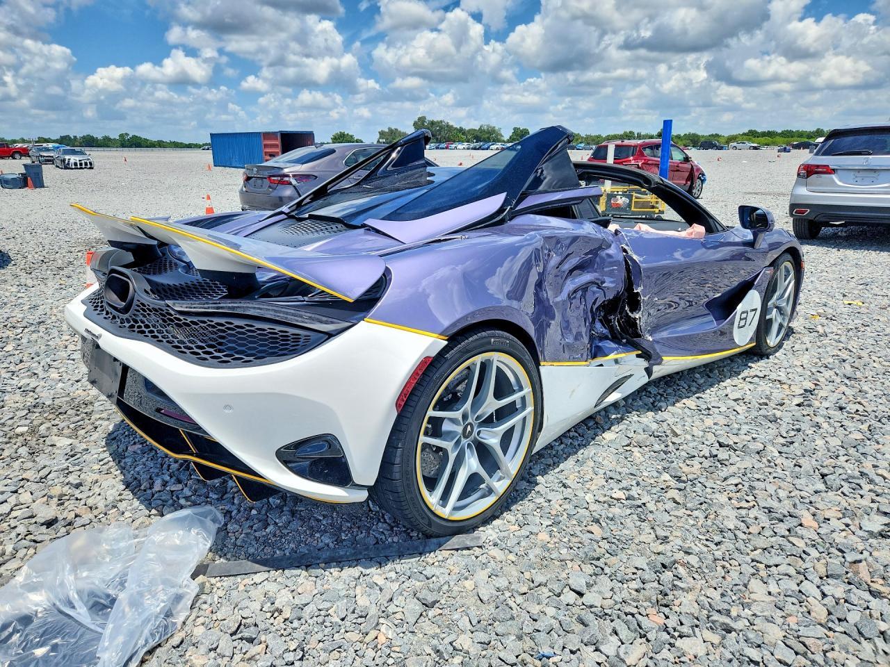 2024 Mclaren Automotive 750S - zdjęcie 3