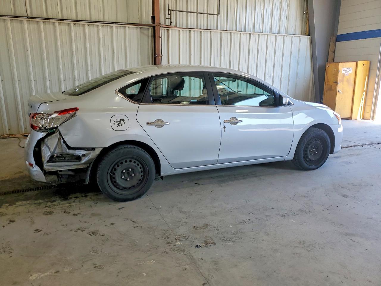 2014 Nissan Sentra S - zdjęcie 3
