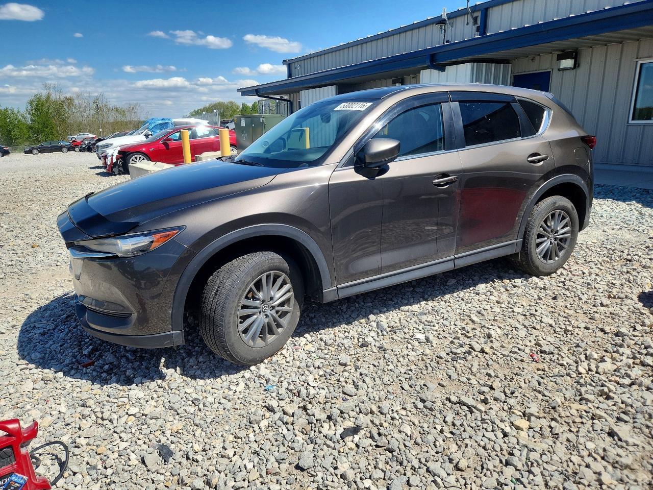 2017 Mazda Cx-5 Touring - zdjęcie główne